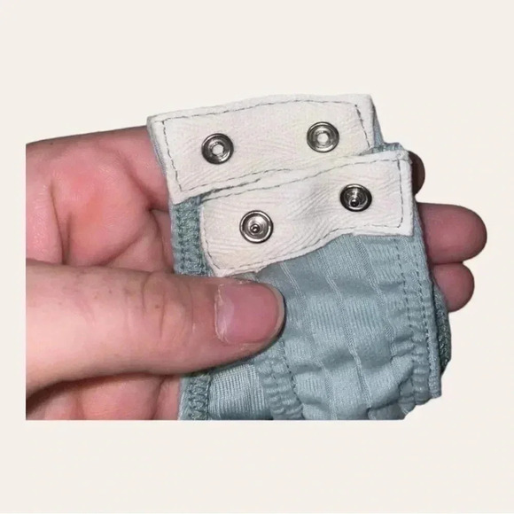 💋WOMEN’S BAEVERLY MINT IN COLOR BODYSUIT SIZE LARGE - Picture 6 of 9